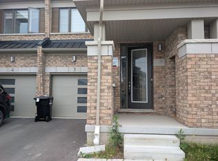 15 Blacklock St E #3, Cambridge, ON N1S 0E6