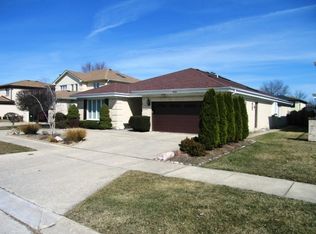 9345 Neenah Ave, Morton Grove, IL 60053