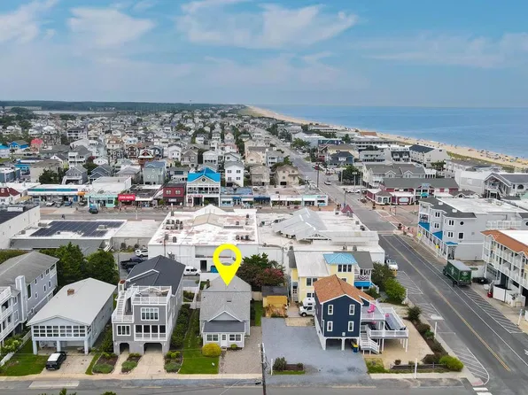 105 Hollywood St, Bethany Beach, DE 19930