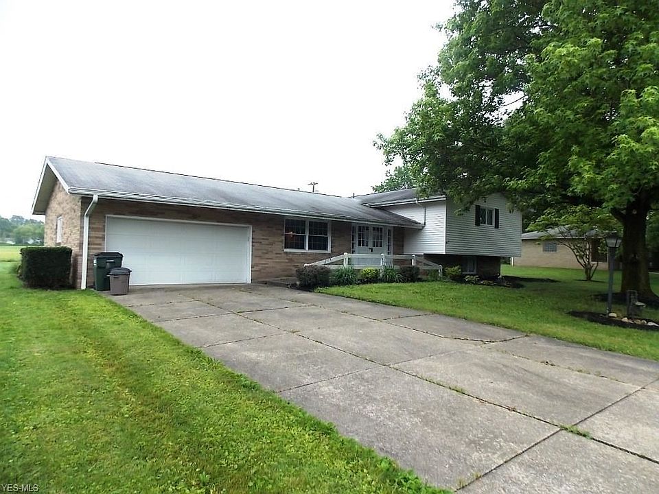 1st image of 4544 Midpine St