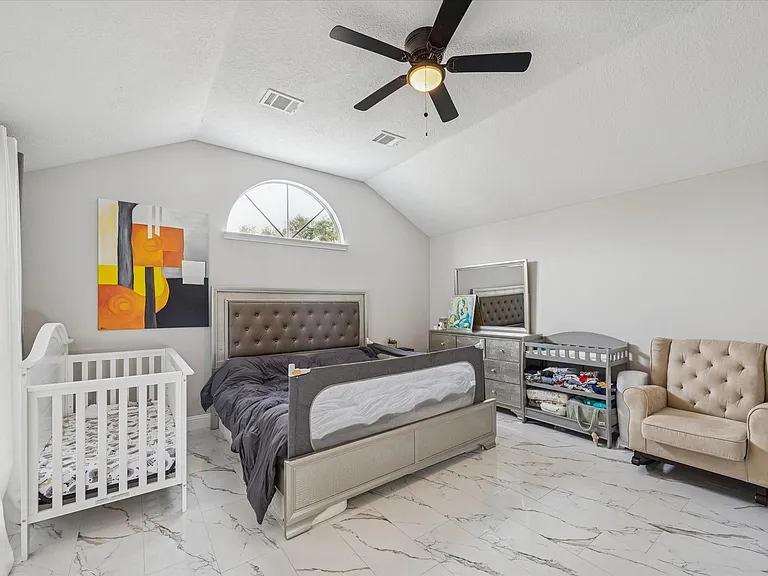 11306 Avon Pl — Photo 14