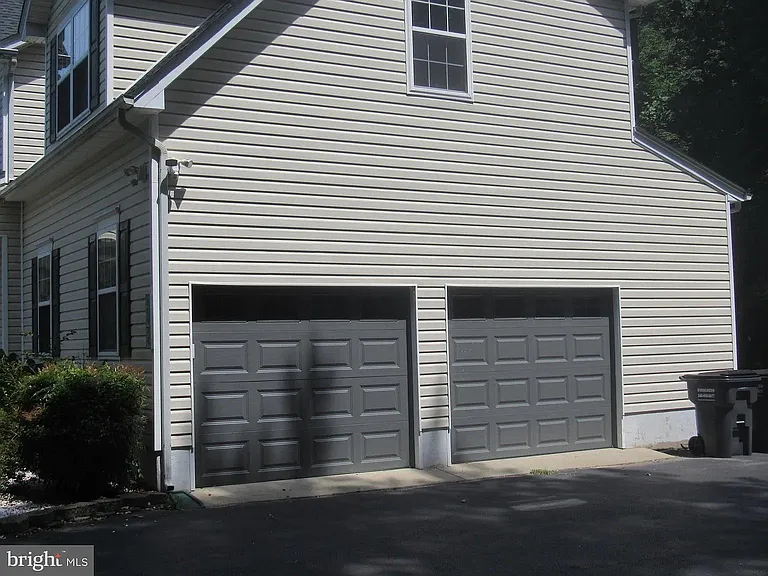 20474 Renaissance Ct — Photo 32