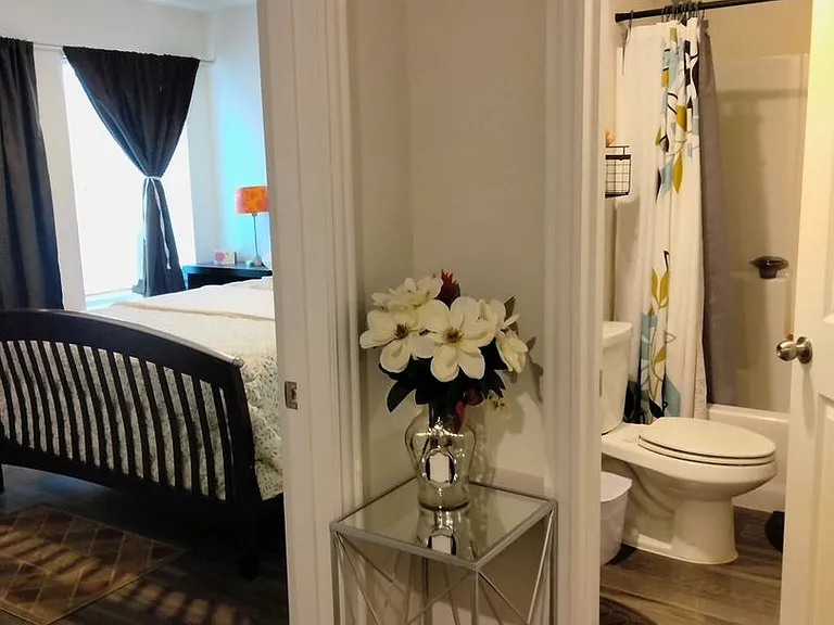 100 N Creek Dr — Photo 8