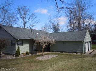 64650 Prairie River Rd, Sturgis, MI 49091
