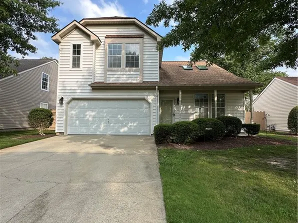 208 Oak Grove Run, Chesapeake, VA 23320