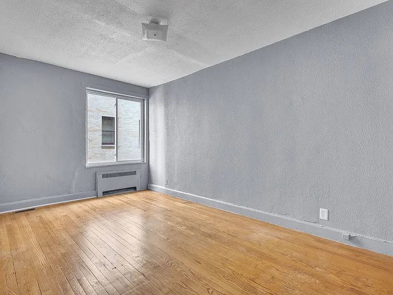 17701 Manderson — Photo 16
