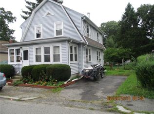 125 Park Dr, Riverside, RI 02915