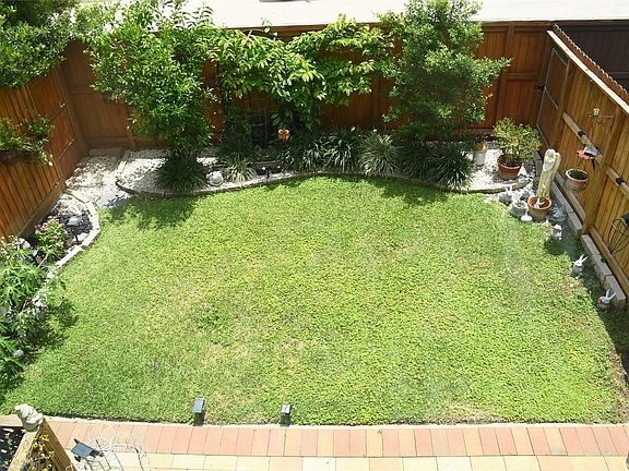 3rd image of 2931 Bering Dr