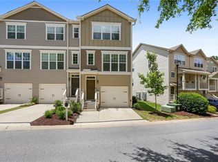 1037 Liberty Pkwy NW, Atlanta, GA 30318