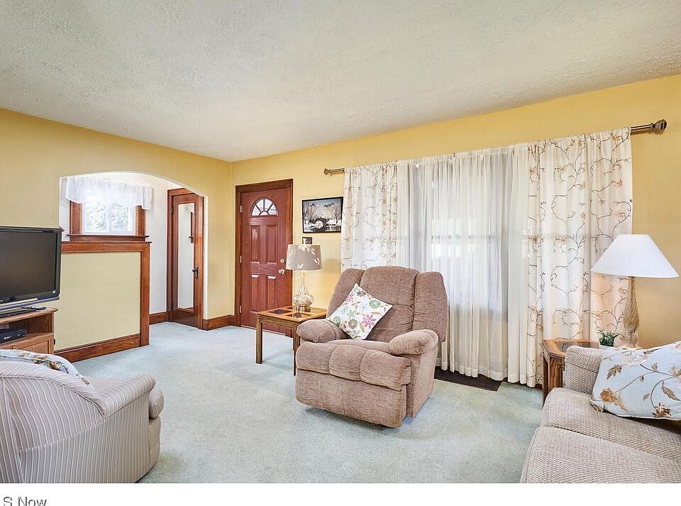 2661 Edwin Ave, Akron, OH 44314 MLS 4490730 Zillow