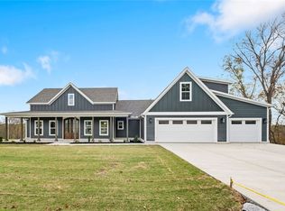 541 Forrest Dr, Pea Ridge, AR 72751