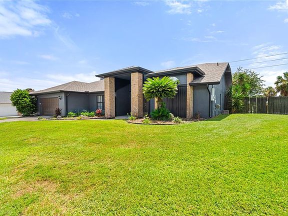 3rd image of 280 SANTA ROSA DRIVE