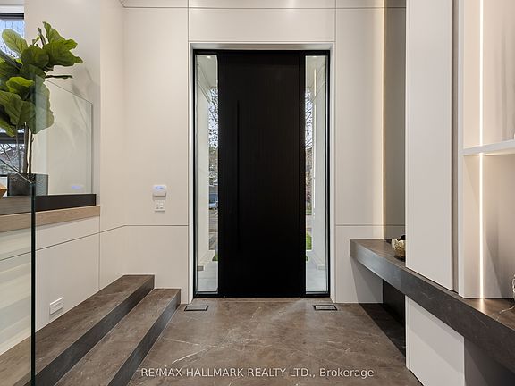 4th image of 652 Bedford Park Ave