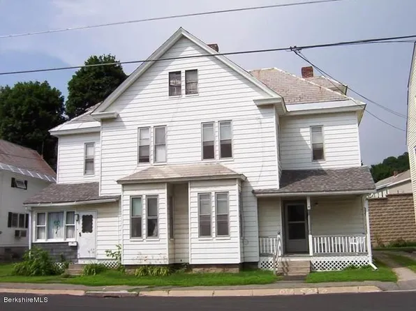 17-19 Bracewell Ave, North Adams, MA 01247