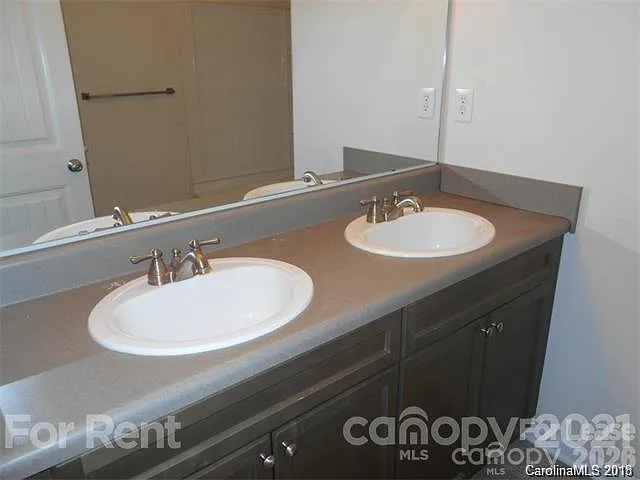 14006 Castle Abbey Ln — Photo 8