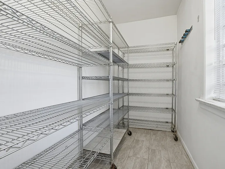 7223 S Coles Ave #1 — Photo 10