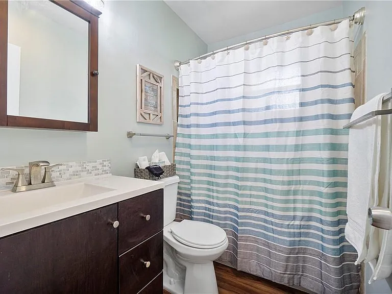 161 SE 5th Ct — Photo 27