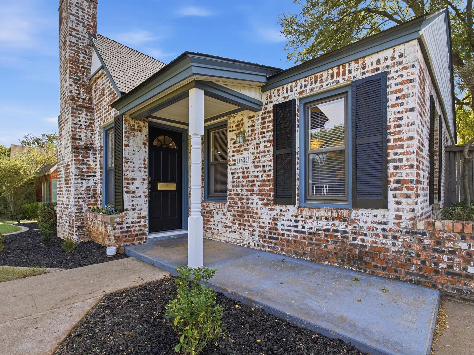 3 bed, 2.0 bath, 1660 sqft, $2,150 — Photo 4
