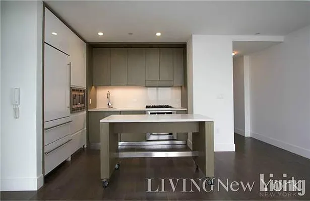 Rented by Living New York | media 11