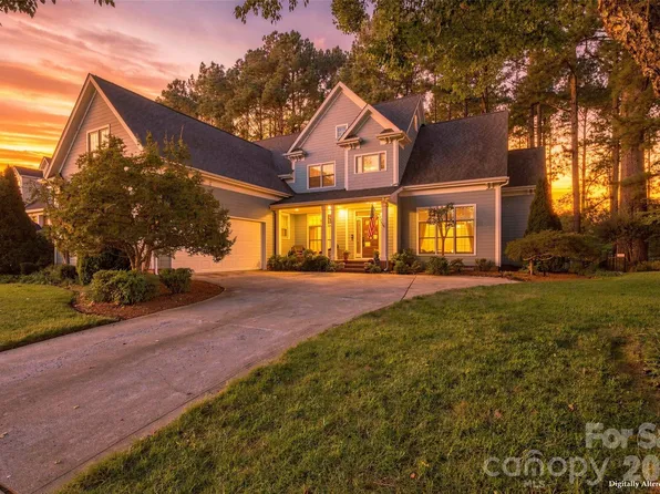 1733 Verdict Ridge Dr, Denver, NC 28037