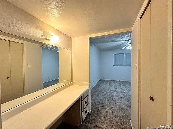 3rd image of 6611 SOUTHPOINT ST #113