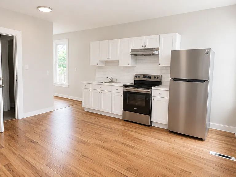 17 Elliott St #1 — Photo 1