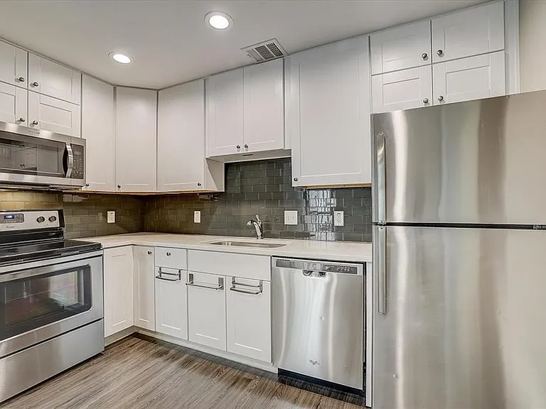 935 La Posada Dr #222 — Photo 1