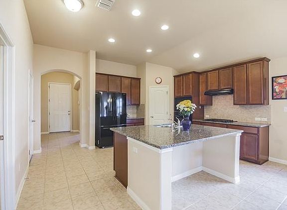 2nd image of 2733 Santa Ana Ln
