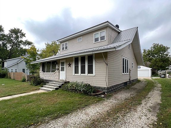 2nd image of 413 N 9th St