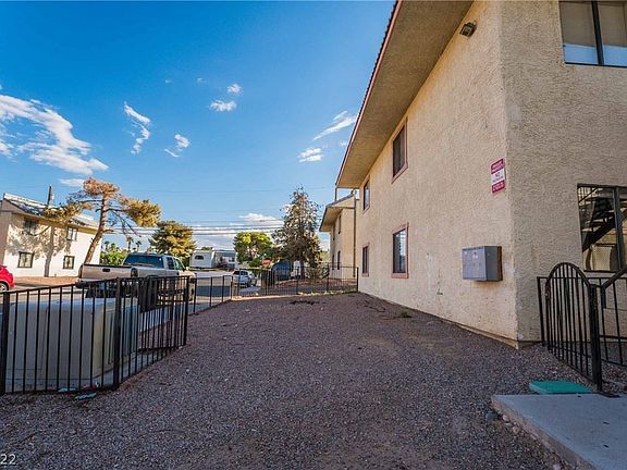 3rd image of 1332 Kari Lee Ct
