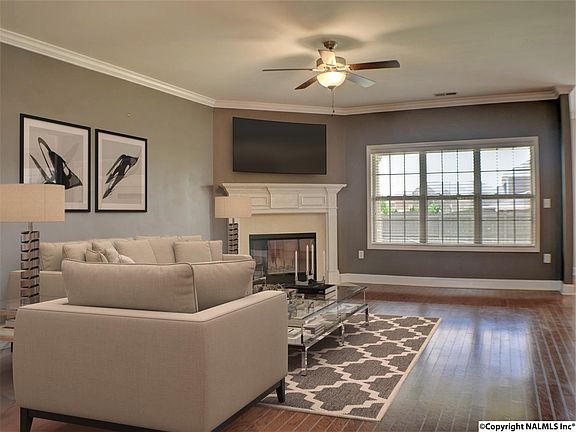 5th image of 4532 Blairmont Dr