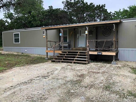 3rd image of 804 BUCKINGHAM DR