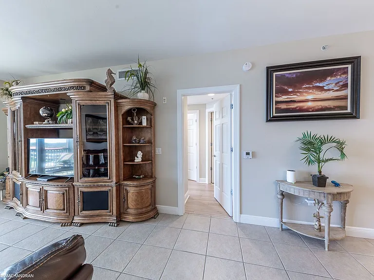 3313 Sunset Key Cir #403 — Photo 21