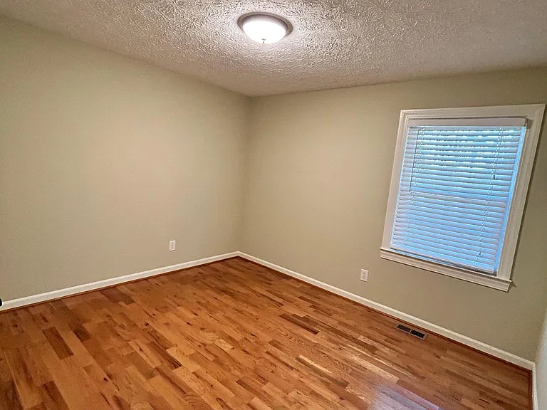 4107 Flat Creek Rd — Photo 9