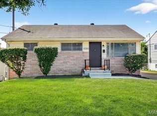 9700 Ridge Ave, Saint Louis, MO 63114