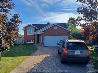 8008 Grossi Ct, Niagara Falls, ON L2H3G8