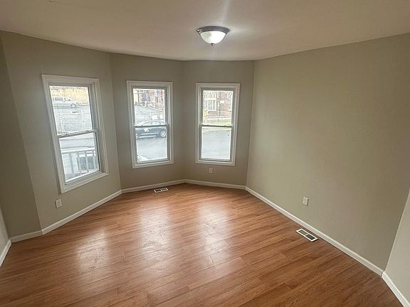 2nd image of 765 S 14th St Floor 2