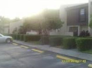 1112 NW 97th Ave, Pembroke Pines, FL 33024