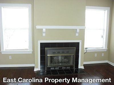 5th image of 2916 D Mulberry Ln
