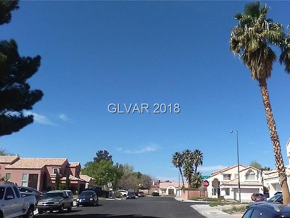 4th image of 870 Celebration Dr