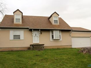 5950 Water Point Ct, Toledo, OH 43611