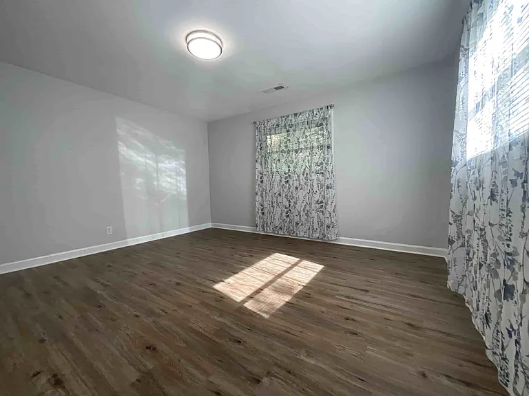 5021 Ryandale Rd — Photo 9