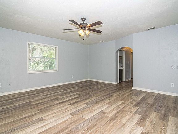 5th image of 2110 E Caracas St