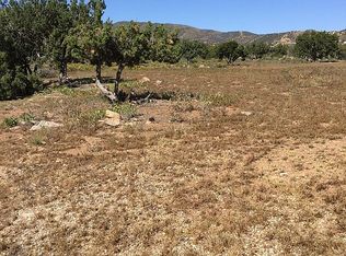 Cor Sierra Hwy Shannonda, Acton, CA 93510