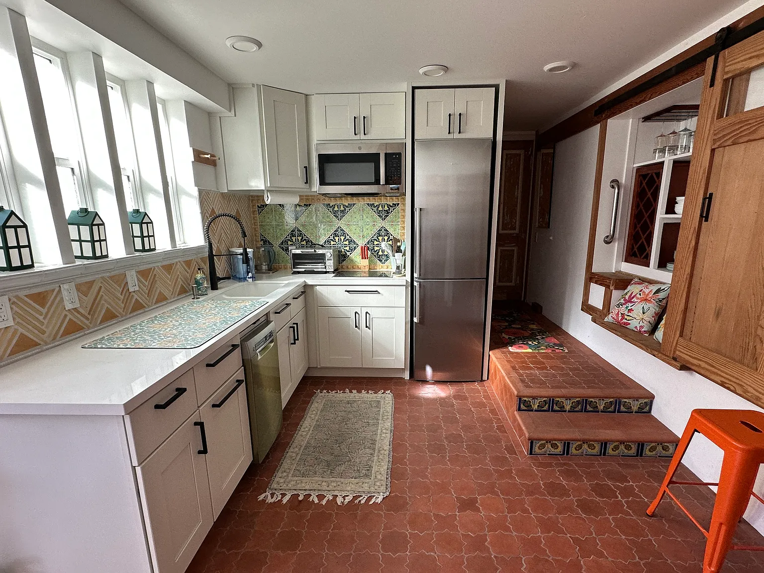 1 bed, 700 sqft, $6,000 — Photo 4