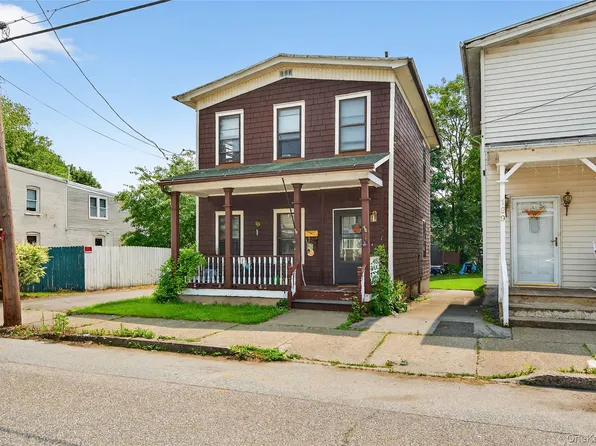 131 Front St, Port Jervis, NY 12771