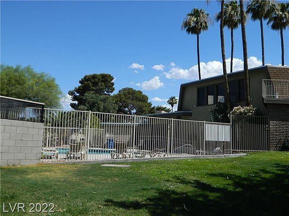 3rd image of 4252 Kona Coast Way