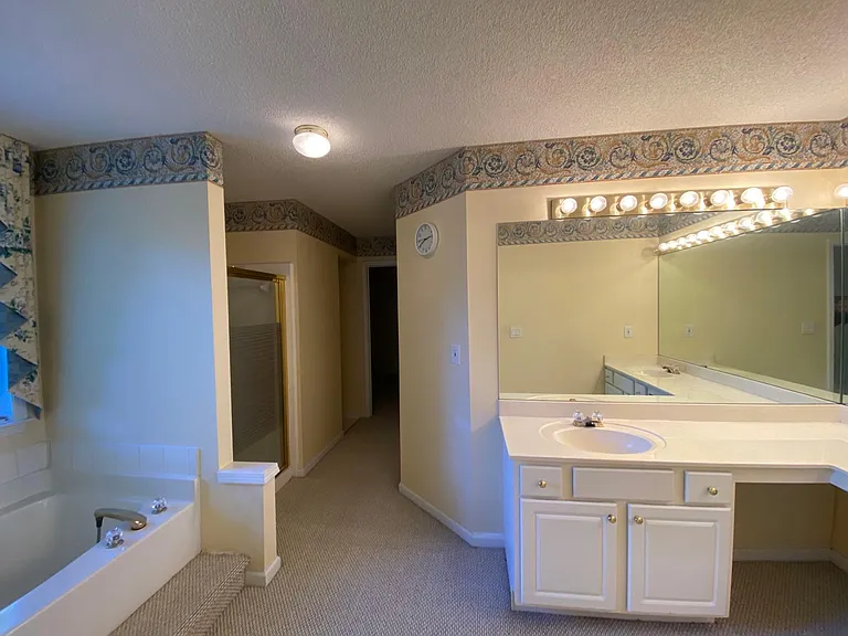 2585 Davenport Park Dr — Photo 19