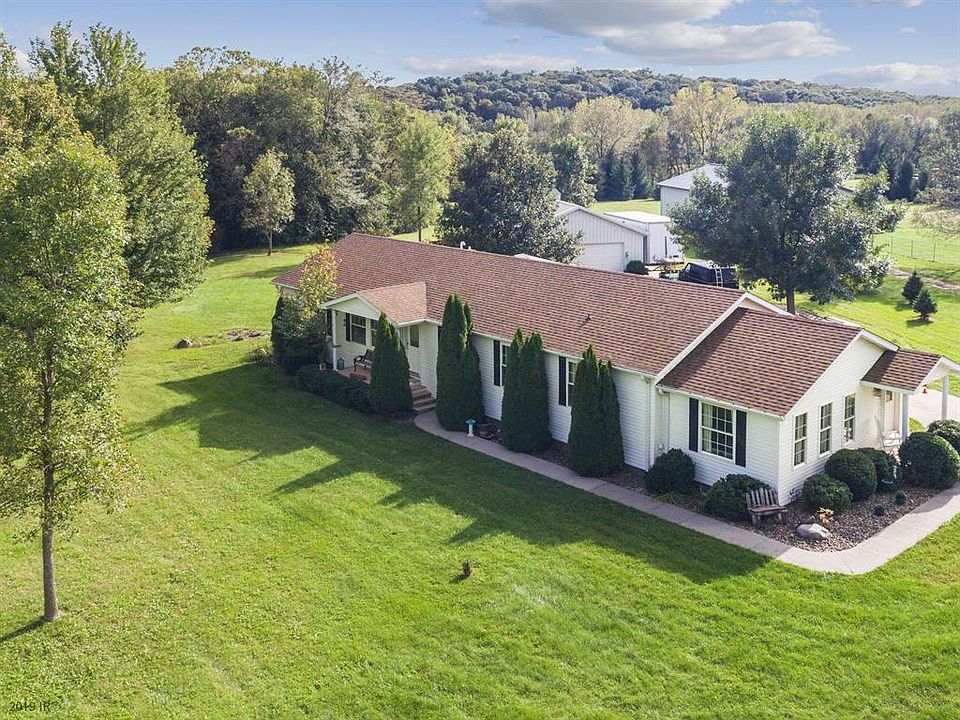 23998 330th St, Adel, IA 50003 Zillow