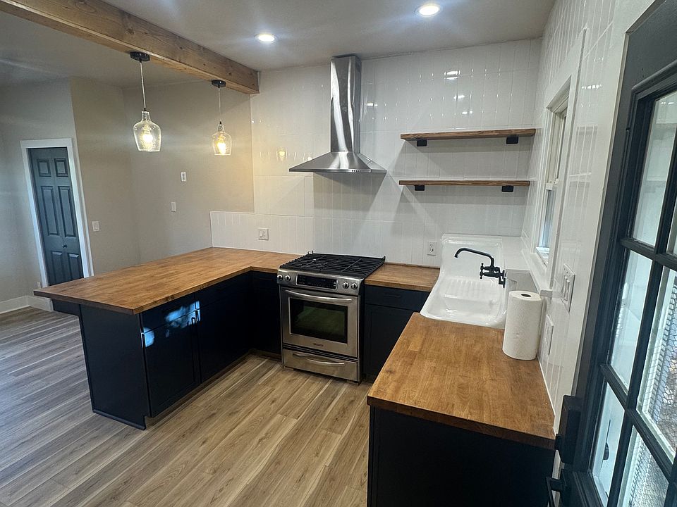 1st image of 144 Crystal Park Rd #3